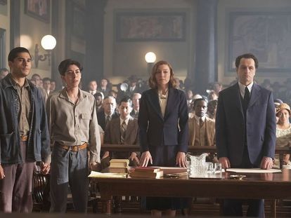 This image released by HBO Max shows Peter Mendoza, from left, Fabrizio Guido, Juliet Rylance and Matthew Rhys in a scene from Perry Mason