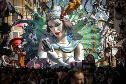 There are 382 figures on display in the streets of Valencia, where thousands of people are currently enjoying the last day of the fiestas, March 19.