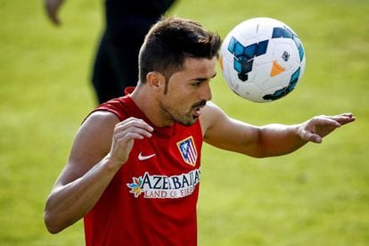 Atl&eacute;tico de Madrid&#039;s David Villa pepares for his official debut with the club. 