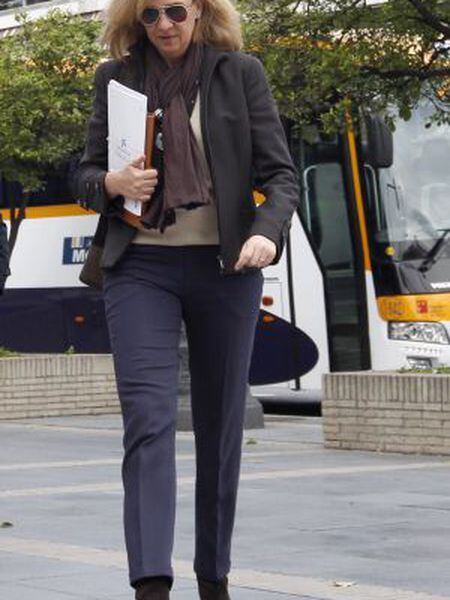 Princess Cristina arrives at La Caixa headquarters in Barcelona, April 2013.