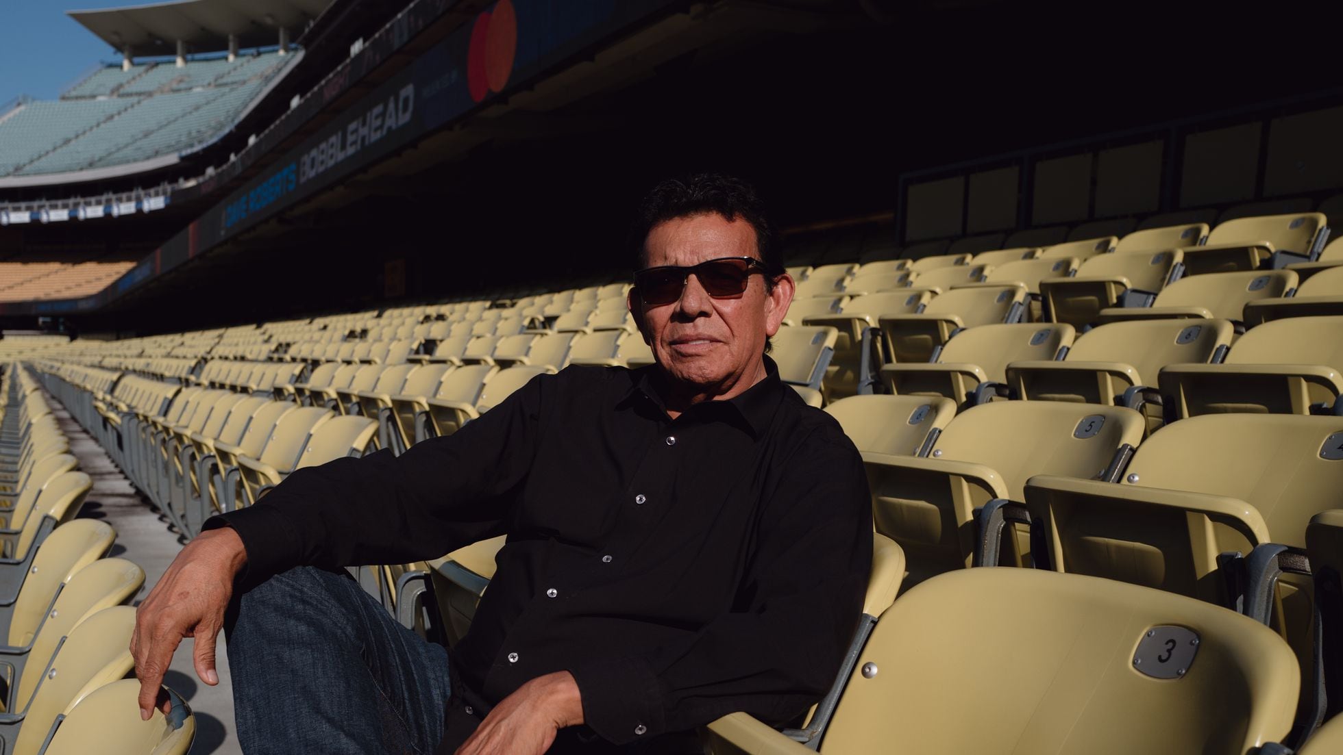 Hispanic Heritage Month at Dodger Stadium begins with Valenzuela