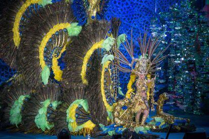 The main event of the Carnival is the queen gala, where contestants parade elaborate costumes in a spectacle known as a ‘fantasia.’