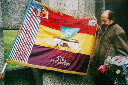 Enric Marco in 2003, when he was still president of the Amical de Mauthausen concentration camp memorial association.