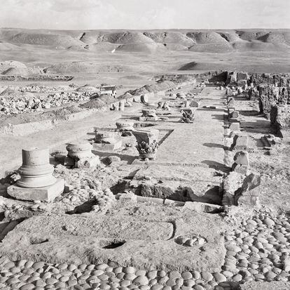 Excavations at a temple in the Hellenic city of Ai-Khanoum, in the Takhar Province of Afghanistan. Undated image