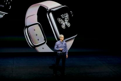 Apple CEO Tim Cook discusses the Apple Watch at the Apple event at the Bill Graham Civic Auditorium in San Francisco, Wednesday, Sept. 9, 2015.
