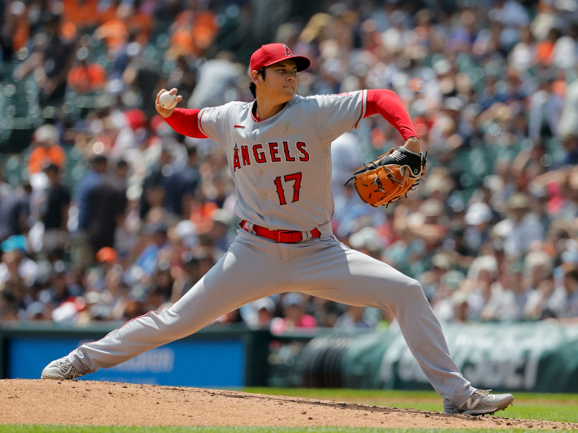 Shohei Ohtani becomes Los Angeles Angels' all-time single month