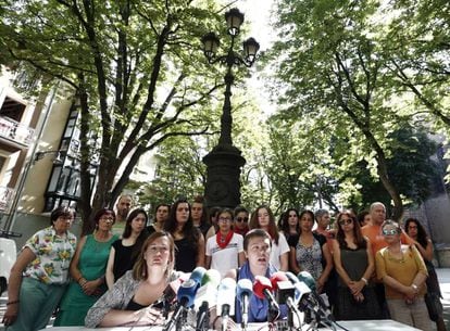 Feminist groups from Pamplona say they will not support boycott.