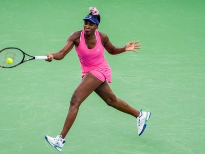Venus Williams concentrates on her shot as she faces Veronika Kudermetova during round one of the Western & Southern Open at the Lindner Family Tennis Center in Mason Monday, August, 14, 2023.