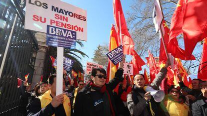 Chinese nationals protesting in Madrid on Friday.