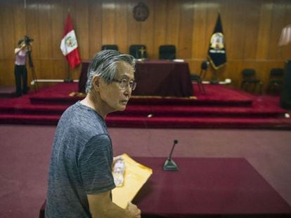 Alberto Fujimori arrives in court.