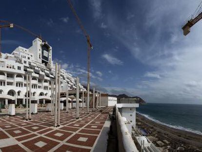 Building work on the Algarrobico hotel in Carboneras was halted in 2006.