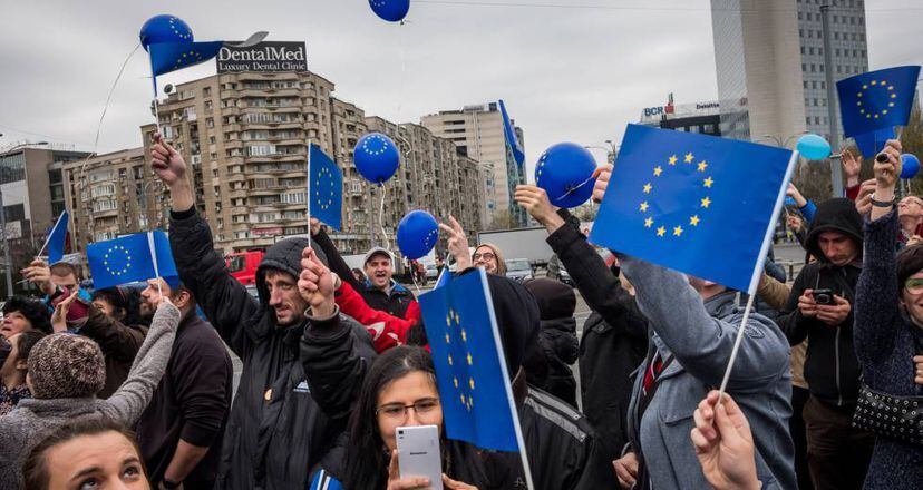 International relations in Europe: Romanians keep their faith in Europe ...