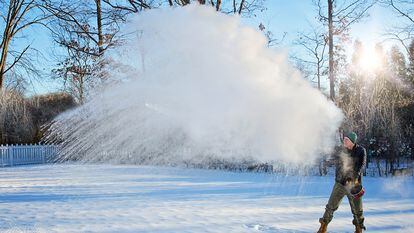 The Mpemba effect describes how hot water freezes faster than cold water.