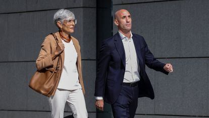 Former president of Spain's soccer federation Luis Rubiales arrives at the National Court in Madrid, Spain, Sept. 15, 2023.