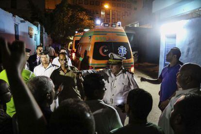 An ambulance takes victims of the bombing attack to Cairo.