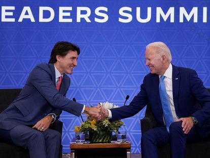 U.S. President Joe Biden shakes hands with Canadian Prime Minister Justin Trudeau during a bilateral meeting at the North American Leaders' Summit in Mexico City, on January 10, 2023.