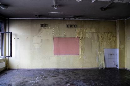Ukraine’s empty classrooms 
