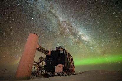 IceCube telescope, Chile
