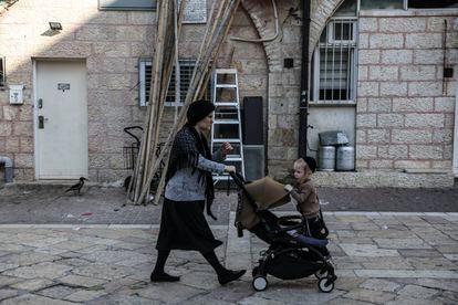 Daily life in the ultra-Orthodox neighborhood of Mea Shearim in Jerusalem.  