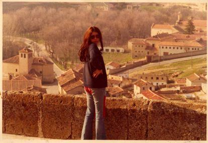 Sanmao during a visit to Segovia.