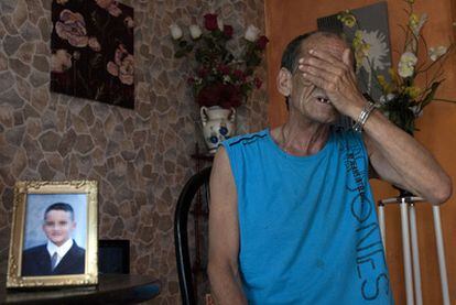 Pedro Castillo, the grandfather who cared for the missing boy (in the photo).
