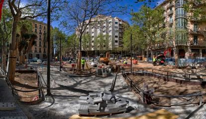 Superilla works in Barcelona during the spring of 2023.