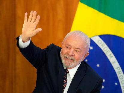 Brazilian President Luiz Inácio Lula da Silva waves as he arrives for a ministerial meeting to review the first 100 days of his government at Planalto Palace, on April 10, 2023.

Associated Press/LaPresse

EDITORIAL USE ONLY/ONLY ITALY AND SPAIN