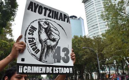 A protest in Mexico over the Iguala case on September 26, the first anniversary of the disappearances.