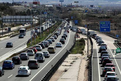 Traffic jams on the A-3 road from Madrid to Valencia.