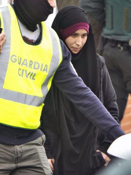 The young woman was arrested in Madrid before boarding a plane to Turkey.