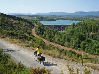The Vía Verde de Ojos Negros, the longest of the many former railway lines in Spain that have been converted into bicycle and hiking paths.