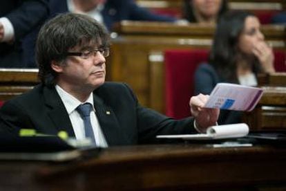Catalan premier Carles Puigdemont wants to hold a new referendum.