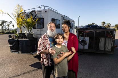 Neither hippies nor nomads Unaffordable rent in the US forces