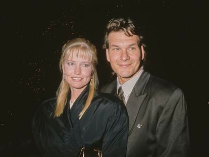 Lisa Niemi and Patrick Swayze at a Christmas party in Beverly Hills, California, on December 18, 1988.