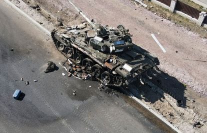 Image provided by the Ukrainian government of a burned Russian tank in the Kyiv region on March 20.