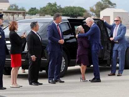 U.S. President Joe Biden meets New Mexico Governor Lujan Grisham and the official greeting party as he arrives aboard Air Force One at Kirtland Air Force Base, in Albuquerque, New Mexico, U.S. August 8, 2023.