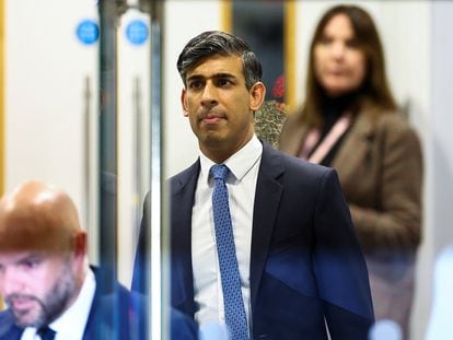 British Prime Minister Rishi Sunak walks, on the day he gives evidence to the UK Covid-19 inquiry, in London, Britain, December 11, 2023.