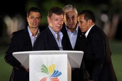 From left to right, the presidents of Mexico, Enrique Pe&ntilde;a Nieto; Colombia, Juan Manuel Santos; Chile, Sebasti&aacute;n Pi&ntilde;era and Peru, Ollanta Humala, at the Cali summit.