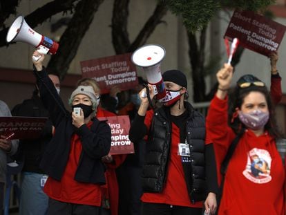Nurses in San Francisco protesting for better work conditions on November 10.