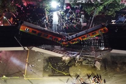 Aerial view of the collapse of Line 12 of Mexico City‘s metro network on May 3, 2021.