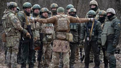 Ukrainian servicemen attend combat training in Kyiv region, Ukraine, on Friday, March 3, 2023.