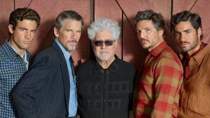 Almodóvar with his cowboys, Hawke and Pascal. They are flanked by the actors Jason Fernández and José Condessa.