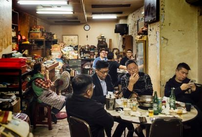 A group of colleagues at a “hot pot” bar in Taipei, on February 20, 2023
