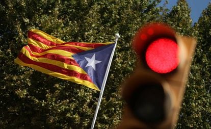 A pro-independence flag on a Barcelona street.