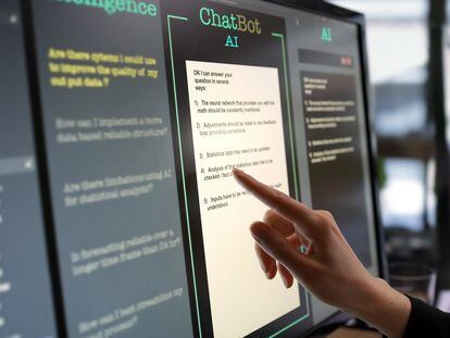 A user interacts with the Chatbot AI app.
