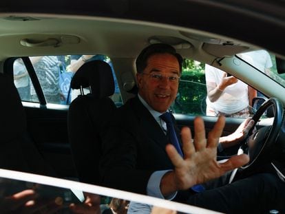 Dutch Prime Minister Mark Rutte leaves the Huis ten Bosch palace in The Hague after meeting with the King on Saturday.