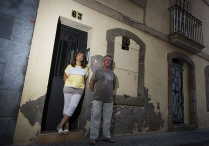 María Sánchez and José Pablo have fallen victim to the scam.