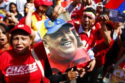 Ch&aacute;vez supporters celebrate the president&#039;s return to Caracas on Monday.