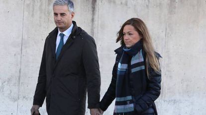 Ricardo Costa and his wife arriving in court.