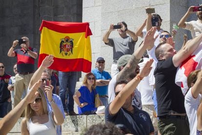 Supporters of the dictator performed the fascist salute outside the basilica, where Franco’s tomb is located.